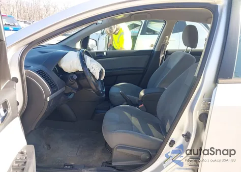 2010 Nissan Sentra 2.0Sr z USA, uszkodzony, nr VIN 3N1AB6AP7AL656572